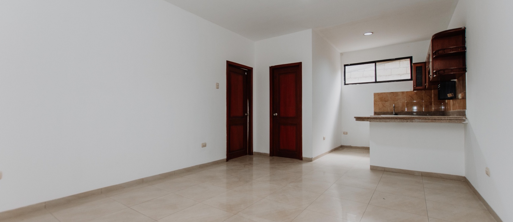 Casa rentera en venta en Alborada VI, Guayaquil GeoBienes - Casa rentera en venta en Alborada VI, Guayaquil - Plusvalia Guayaquil Casas de venta y alquiler Inmobiliaria Ecuador