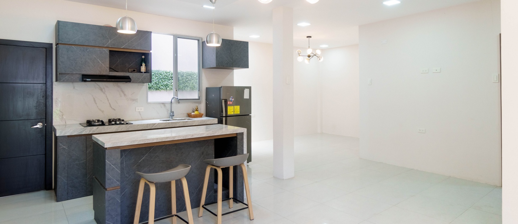 Casa rentera en venta ubicada en la Coop. El Crisol, Norte de Guayaquil GeoBienes - Casa rentera en venta ubicada en la Coop. El Crisol, Norte de Guayaquil - Plusvalia Guayaquil Casas de venta y alquiler Inmobiliaria Ecuador