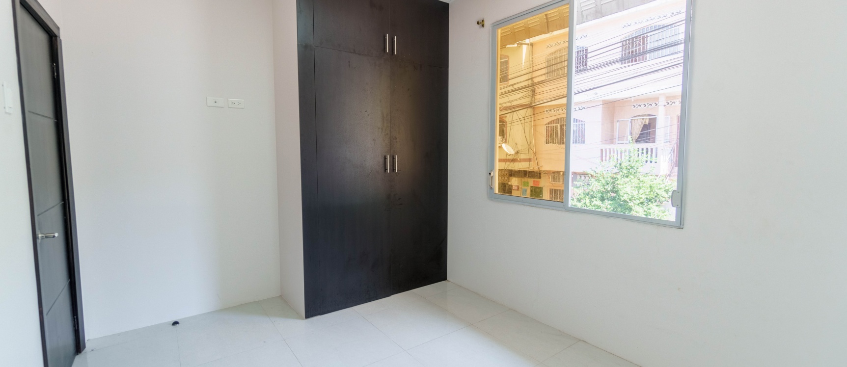Casa rentera en venta ubicada en la Coop. El Crisol, Norte de Guayaquil GeoBienes - Casa rentera en venta ubicada en la Coop. El Crisol, Norte de Guayaquil - Plusvalia Guayaquil Casas de venta y alquiler Inmobiliaria Ecuador