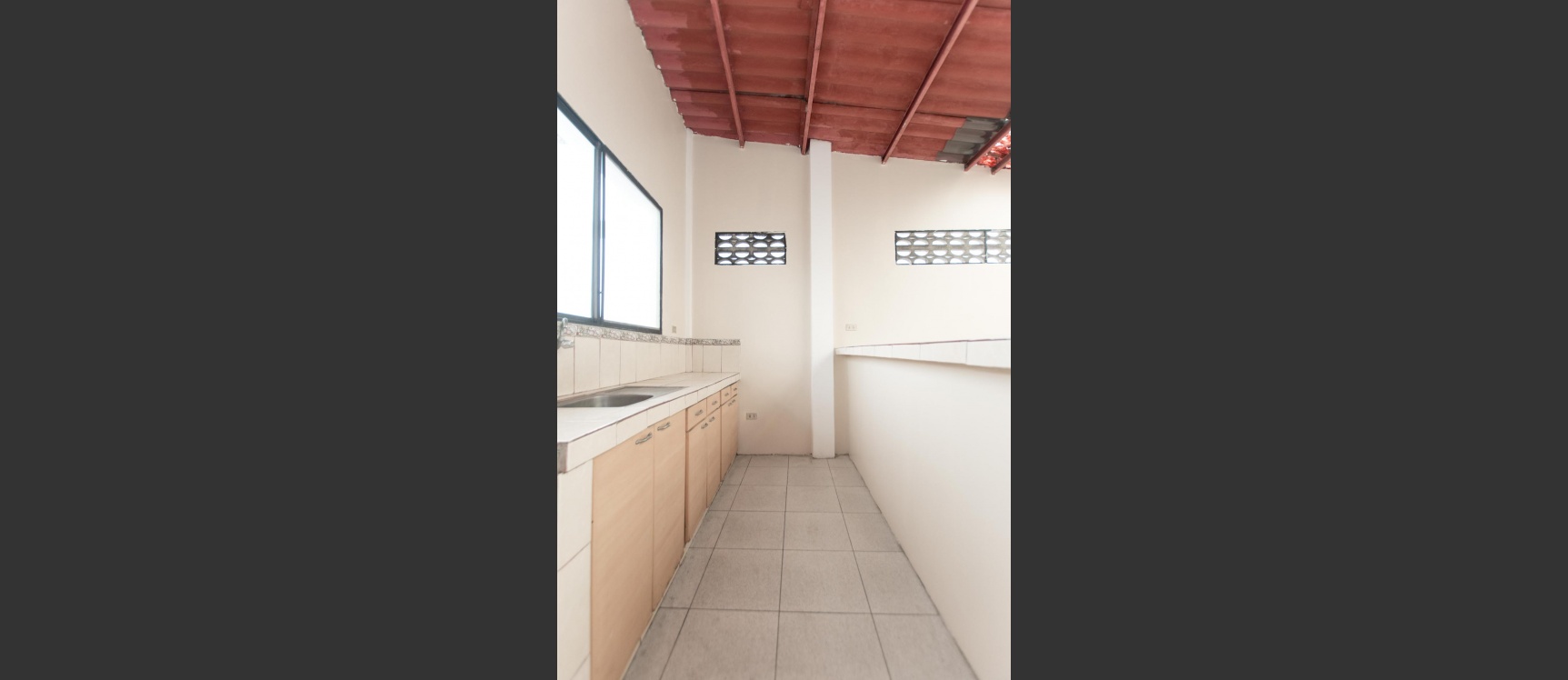 Casa rentera en venta ubicada en sauces 9, norte de Guayaquil GeoBienes - Casa rentera en venta ubicada en sauces 9, norte de Guayaquil - Plusvalia Guayaquil Casas de venta y alquiler Inmobiliaria Ecuador