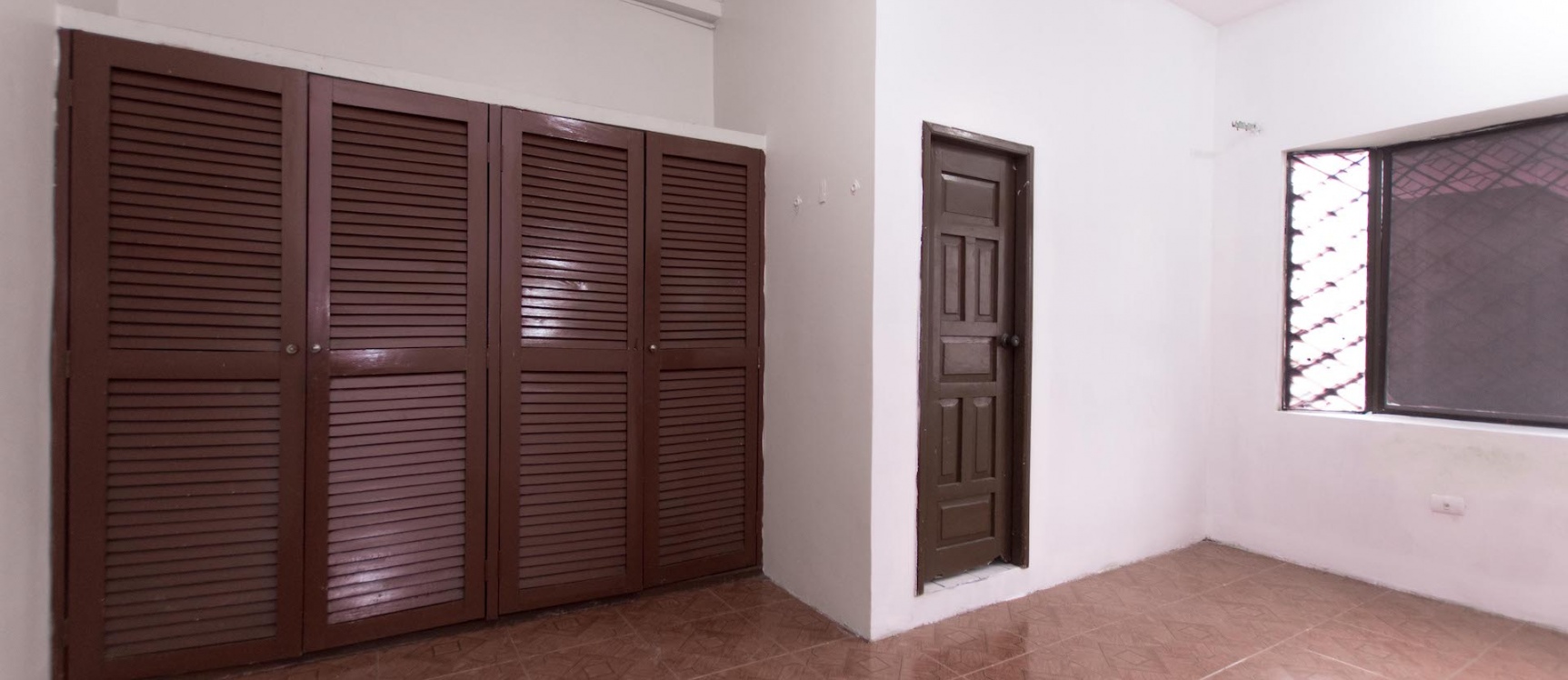 Casa rentera en venta ubicada en sauces 9, norte de Guayaquil GeoBienes - Casa rentera en venta ubicada en sauces 9, norte de Guayaquil - Plusvalia Guayaquil Casas de venta y alquiler Inmobiliaria Ecuador