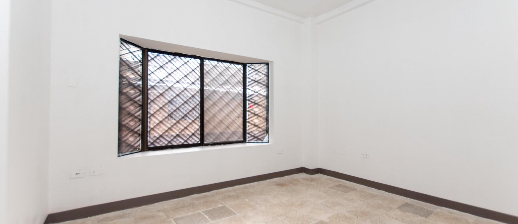 Casa rentera en venta ubicada en sauces 9, norte de Guayaquil GeoBienes - Casa rentera en venta ubicada en sauces 9, norte de Guayaquil - Plusvalia Guayaquil Casas de venta y alquiler Inmobiliaria Ecuador