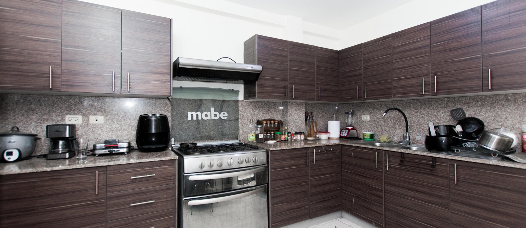 Casa semi amoblada en alquiler ubicada en Ciudad Celeste GeoBienes - Casa semi amoblada en alquiler ubicada en Ciudad Celeste - Plusvalia Guayaquil Casas de venta y alquiler Inmobiliaria Ecuador