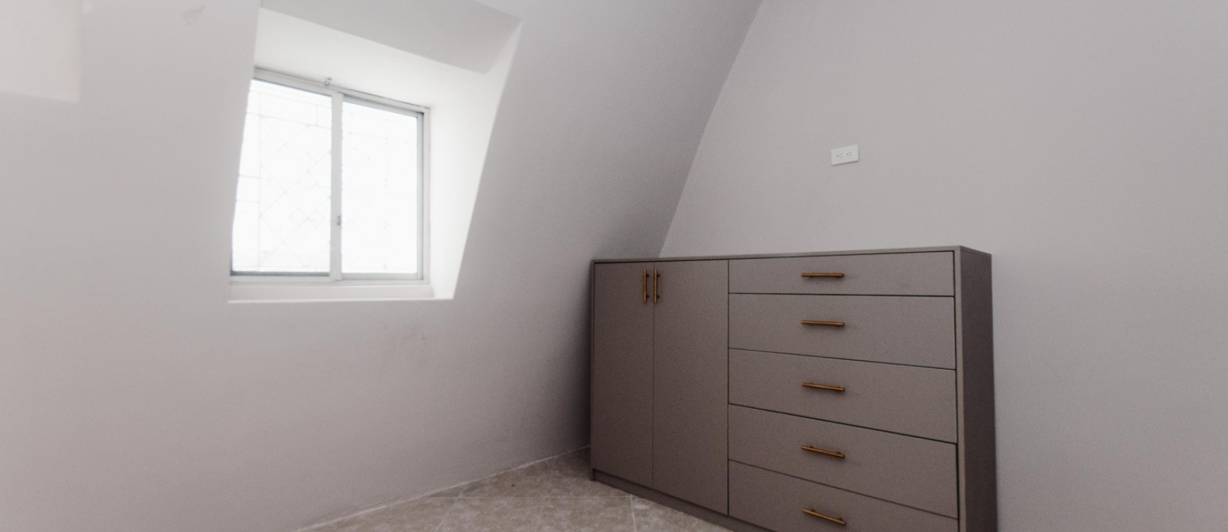 Casa uso comercial en alquiler, Urdesa Central GeoBienes - Casa uso comercial en alquiler, Urdesa Central - Plusvalia Guayaquil Casas de venta y alquiler Inmobiliaria Ecuador