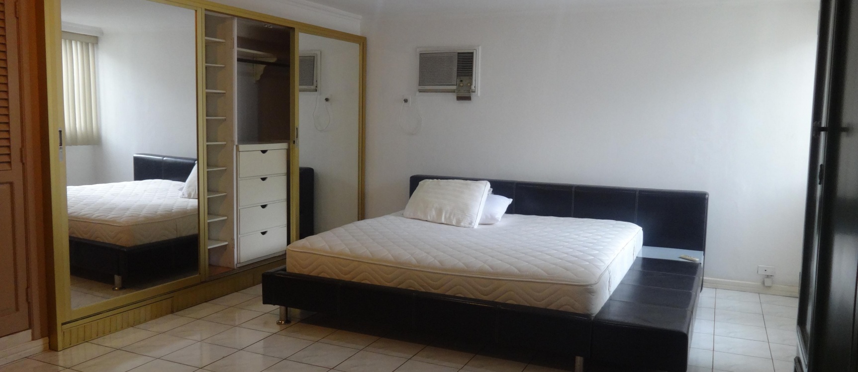 Vendo Departamento en Urdesa, Guayaquil GeoBienes - Vendo Departamento en Urdesa, Guayaquil - Plusvalia Guayaquil Casas de venta y alquiler Inmobiliaria Ecuador
