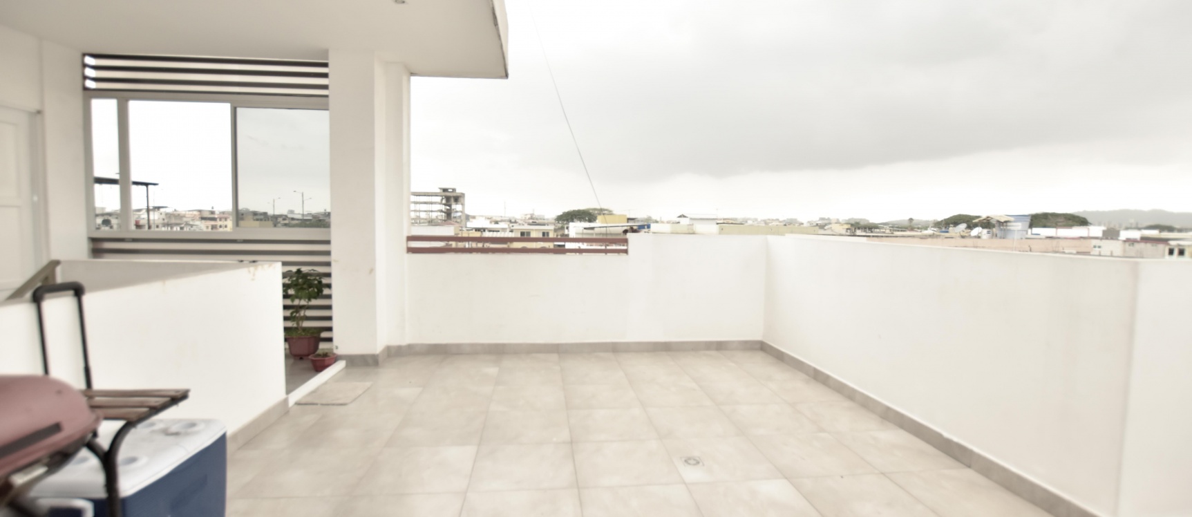 GeoBienes - Condominio en venta ubicado en Acuarelas Del Río - Plusvalia Guayaquil Casas de venta y alquiler Inmobiliaria Ecuador