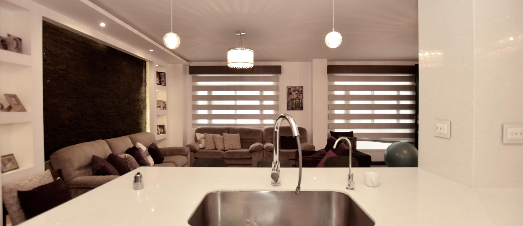 Condominio en venta ubicado en acuarelas del río GeoBienes - Condominio en venta ubicado en Acuarelas Del Río - Plusvalia Guayaquil Casas de venta y alquiler Inmobiliaria Ecuador