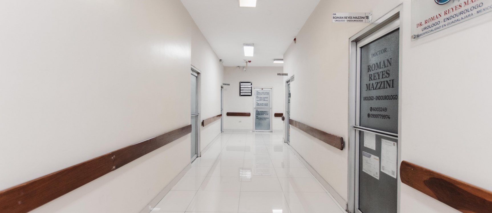 Consultorio clínico amoblado en alquiler ubicado en Clinica Kennedy, junto a Policentro GeoBienes - Consultorio clínico amoblado en alquiler ubicado en Clinica Kennedy, junto a Policentro - Plusvalia Guayaquil Casas de venta y alquiler Inmobiliaria Ecuador