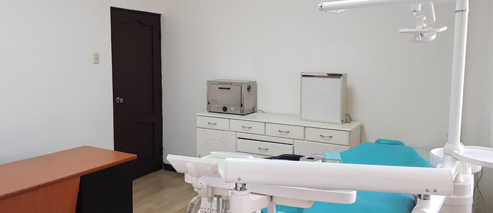 Consultorio semi amoblado en alquiler ubicado en Kennedy Norte GeoBienes - Consultorio semi amoblado en alquiler ubicado en Kennedy Norte - Plusvalia Guayaquil Casas de venta y alquiler Inmobiliaria Ecuador