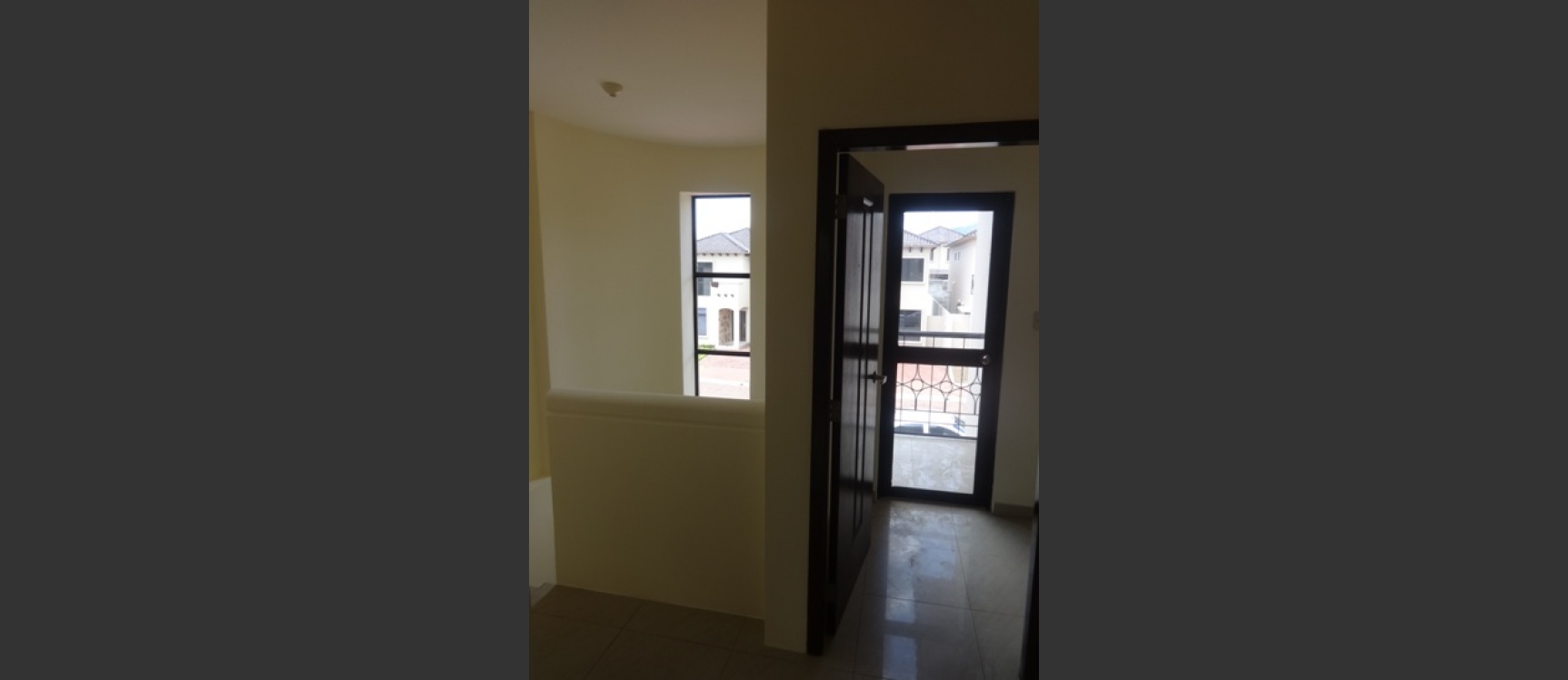 De Estreno! Casa en venta Bosques de la costa. Via a la costa Guayaquil GeoBienes - De Estreno! Casa en venta Bosques de la costa. Via a la costa Guayaquil - Plusvalia Guayaquil Casas de venta y alquiler Inmobiliaria Ecuador