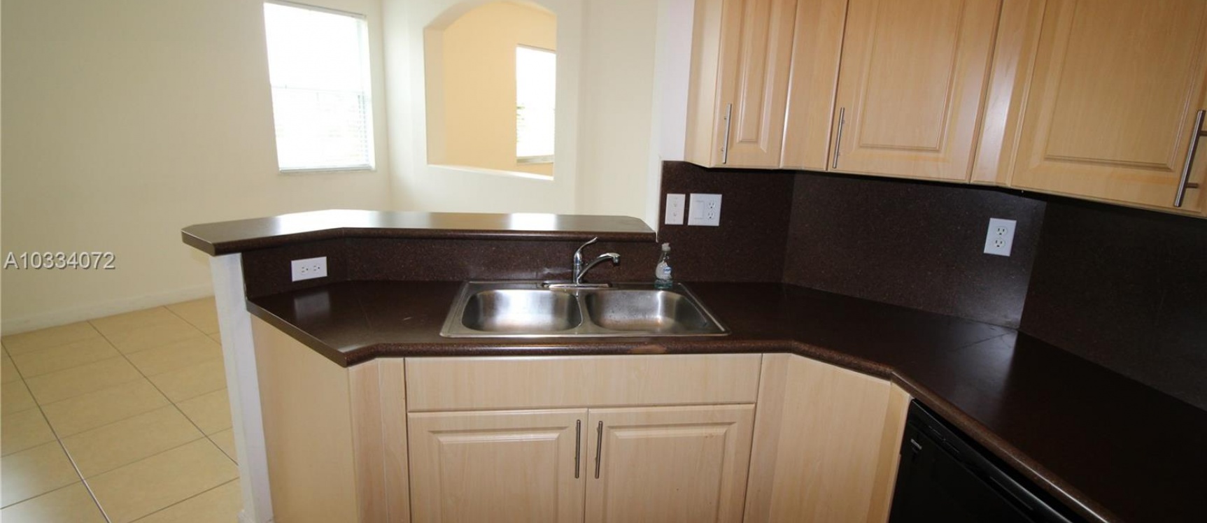 Departamento a la Venta en MIAMI_Fontainebleau Area GeoBienes - Departamento a la Venta en MIAMI_Fontainebleau Area - Plusvalia Guayaquil Casas de venta y alquiler Inmobiliaria Ecuador