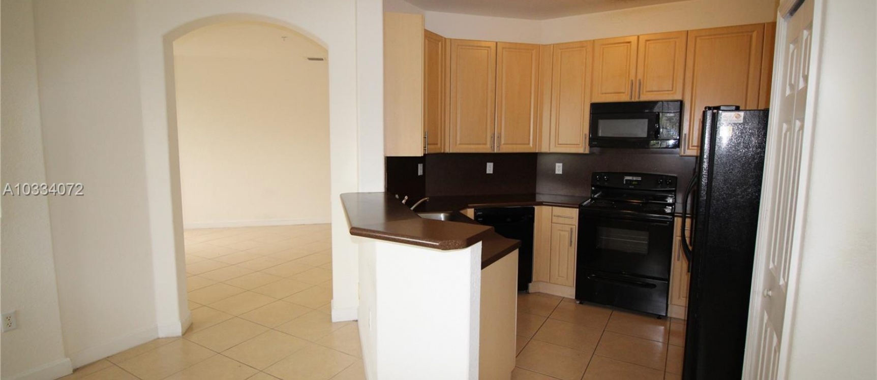 Departamento a la Venta en MIAMI_Fontainebleau Area GeoBienes - Departamento a la Venta en MIAMI_Fontainebleau Area - Plusvalia Guayaquil Casas de venta y alquiler Inmobiliaria Ecuador