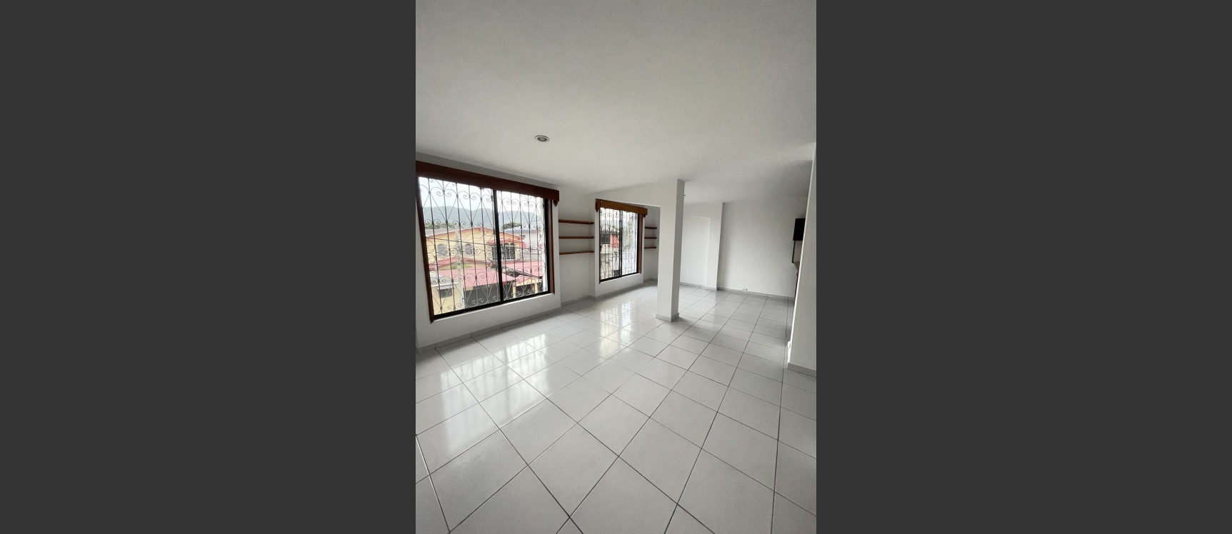 GeoBienes - Departamento en alquiler ubicado en Urdesa - Plusvalia Guayaquil Casas de venta y alquiler Inmobiliaria Ecuador