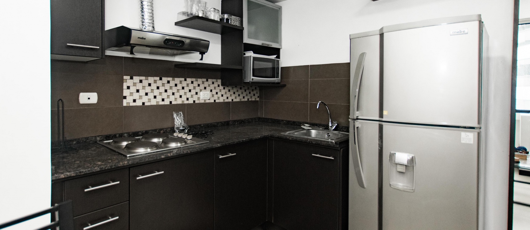 Departamento amoblado en alquiler - Ed. Torres Bellini II, Puerto Santa Ana GeoBienes - Departamento amoblado en alquiler - Ed. Torres Bellini II, Puerto Santa Ana - Plusvalia Guayaquil Casas de venta y alquiler Inmobiliaria Ecuador