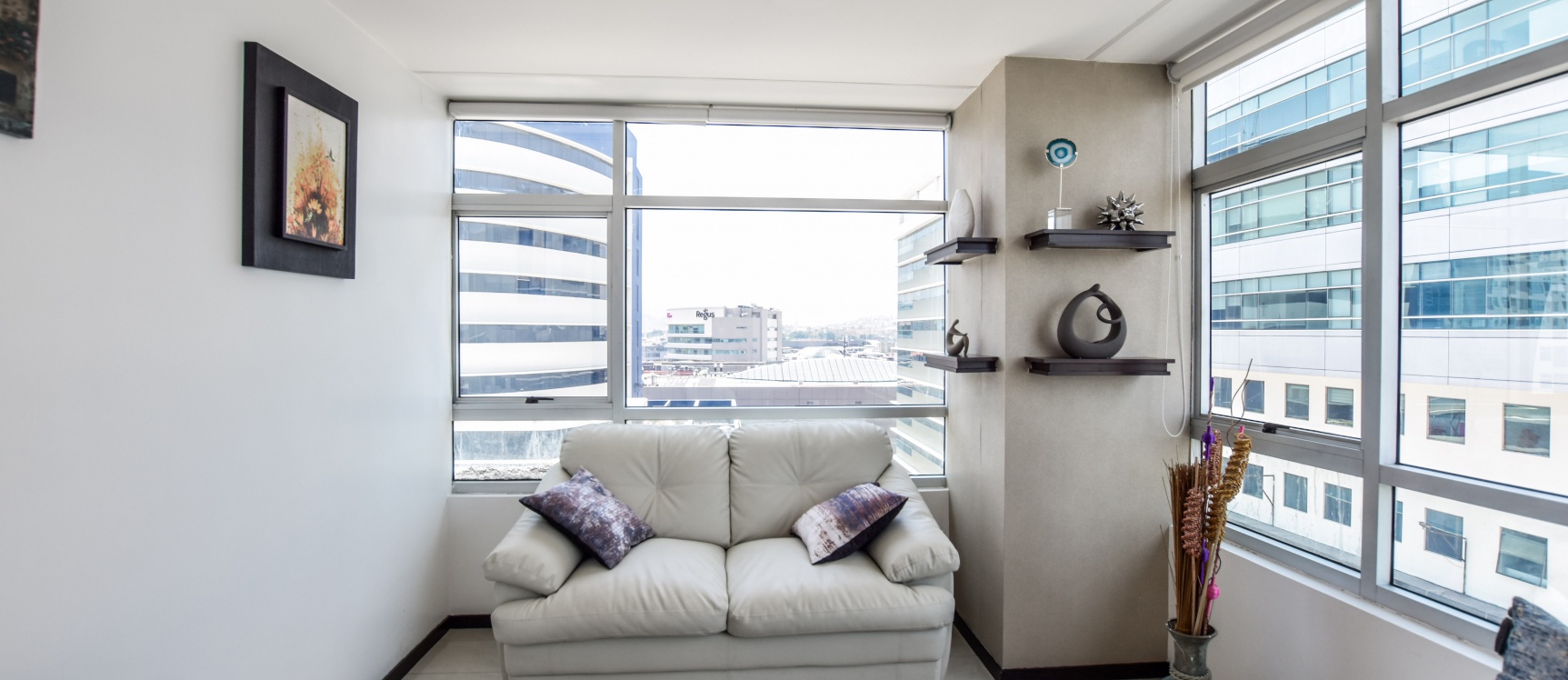 Departamento amoblado en alquiler - Edificio Elite Building GeoBienes - Departamento amoblado en alquiler - Edificio Elite Building - Plusvalia Guayaquil Casas de venta y alquiler Inmobiliaria Ecuador