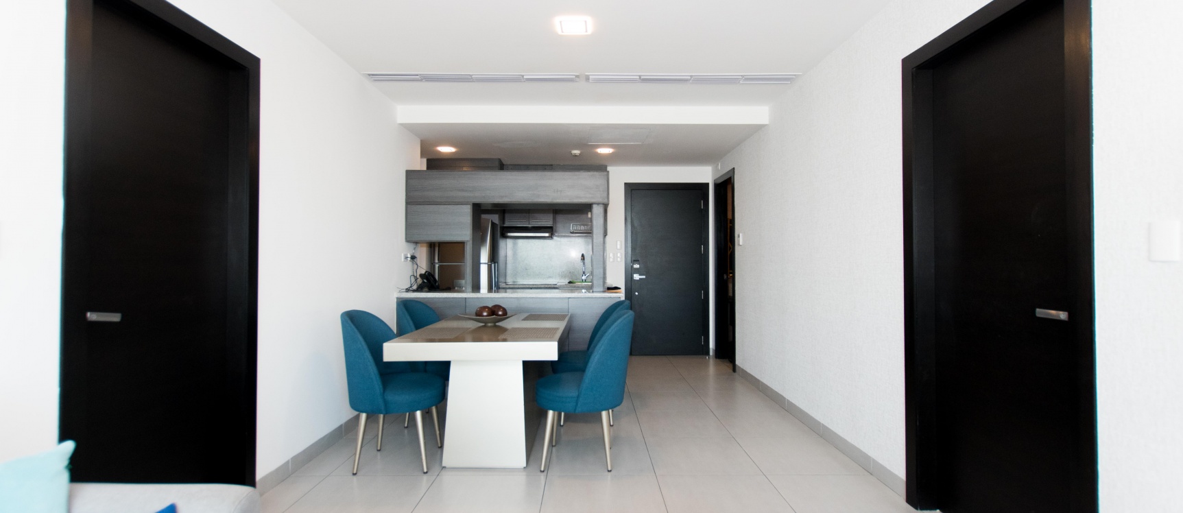 Departamento amoblado en Alquiler, Edificio Quo Luxury Apartments GeoBienes - Departamento amoblado en Alquiler, Edificio Quo Luxury Apartments - Plusvalia Guayaquil Casas de venta y alquiler Inmobiliaria Ecuador
