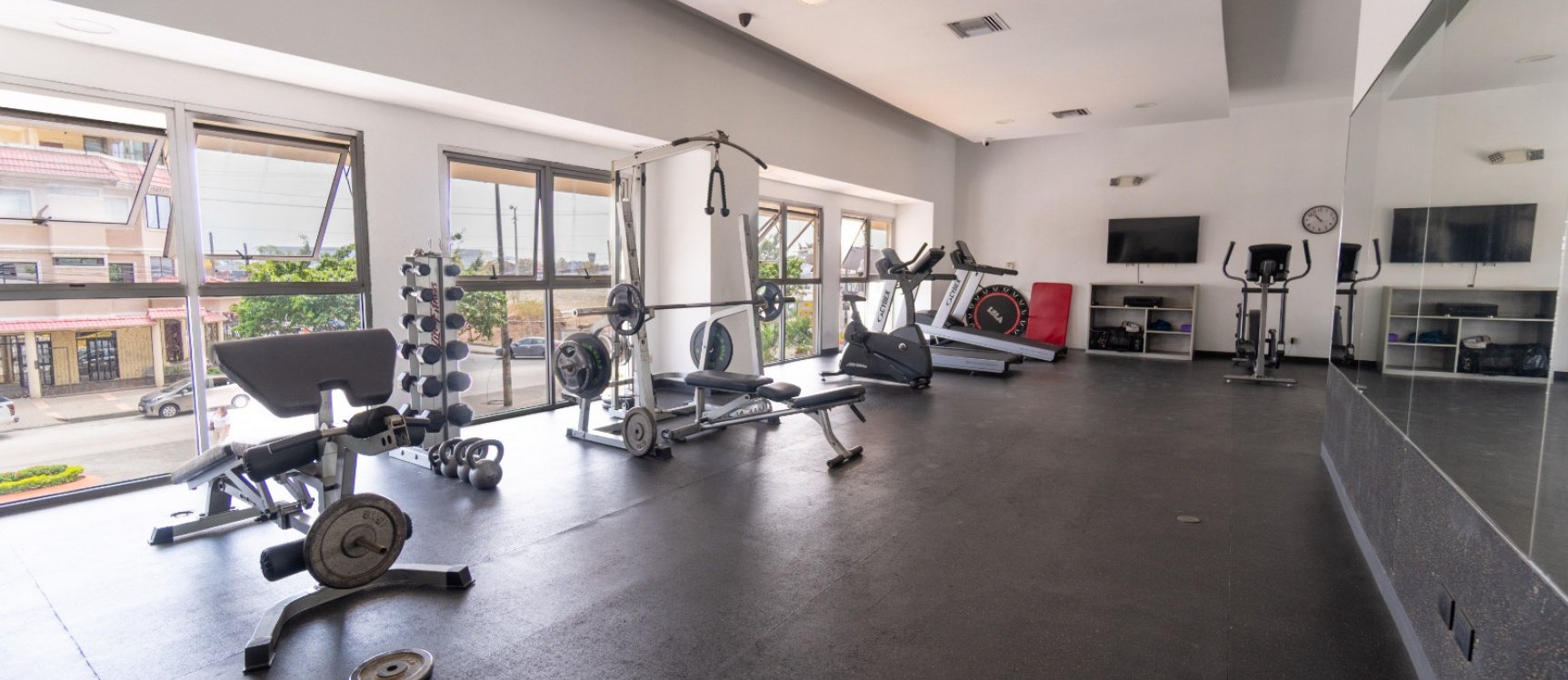 GeoBienes - Departamento amoblado en alquiler en Edificio Elite Building, Guayaquil - Plusvalia Guayaquil Casas de venta y alquiler Inmobiliaria Ecuador