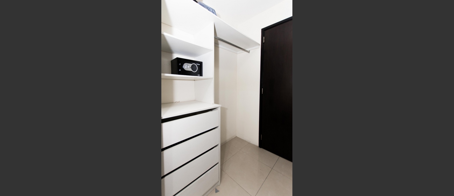 Departamento amoblado en alquiler en Torre del Sol, norte de Guayaquil GeoBienes - Departamento amoblado en alquiler en Torre del Sol, norte de Guayaquil - Plusvalia Guayaquil Casas de venta y alquiler Inmobiliaria Ecuador