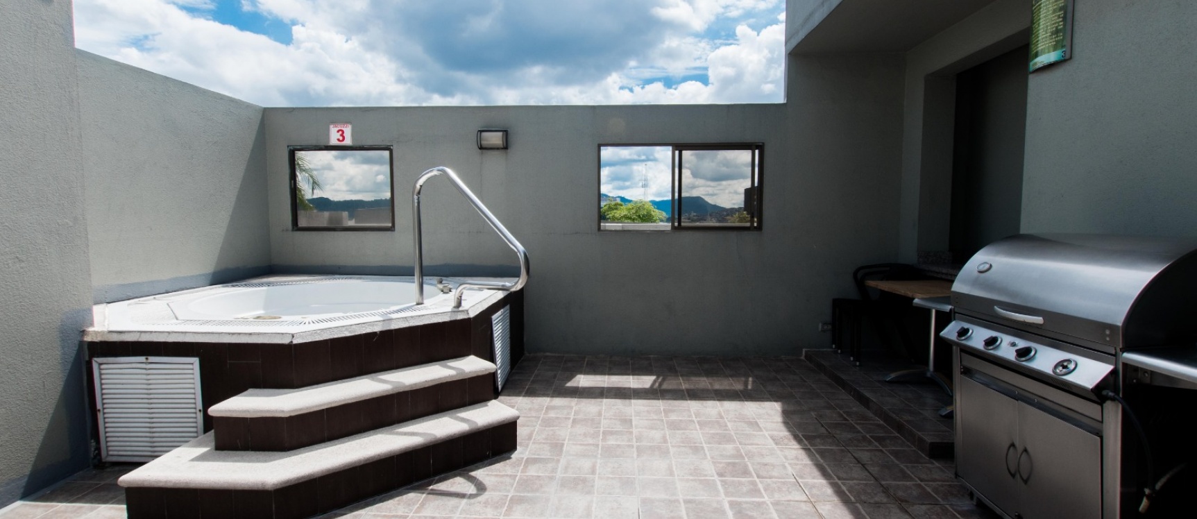 Departamento amoblado en alquiler en Torre del Sol, norte de Guayaquil GeoBienes - Departamento amoblado en alquiler en Torre del Sol, norte de Guayaquil - Plusvalia Guayaquil Casas de venta y alquiler Inmobiliaria Ecuador