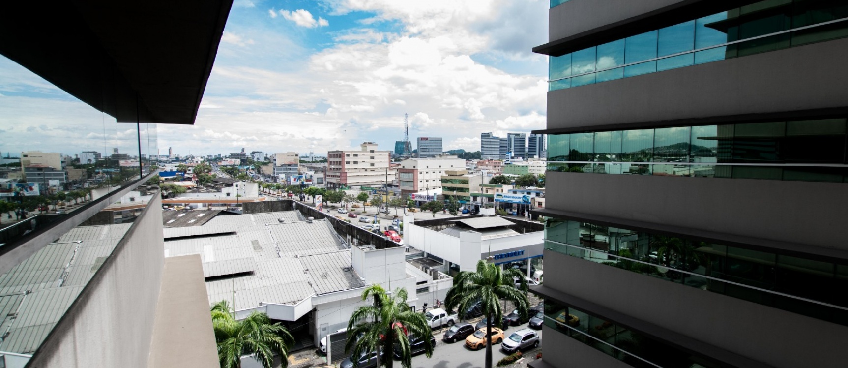 Departamento amoblado en alquiler en Torre del Sol, norte de Guayaquil GeoBienes - Departamento amoblado en alquiler en Torre del Sol, norte de Guayaquil - Plusvalia Guayaquil Casas de venta y alquiler Inmobiliaria Ecuador