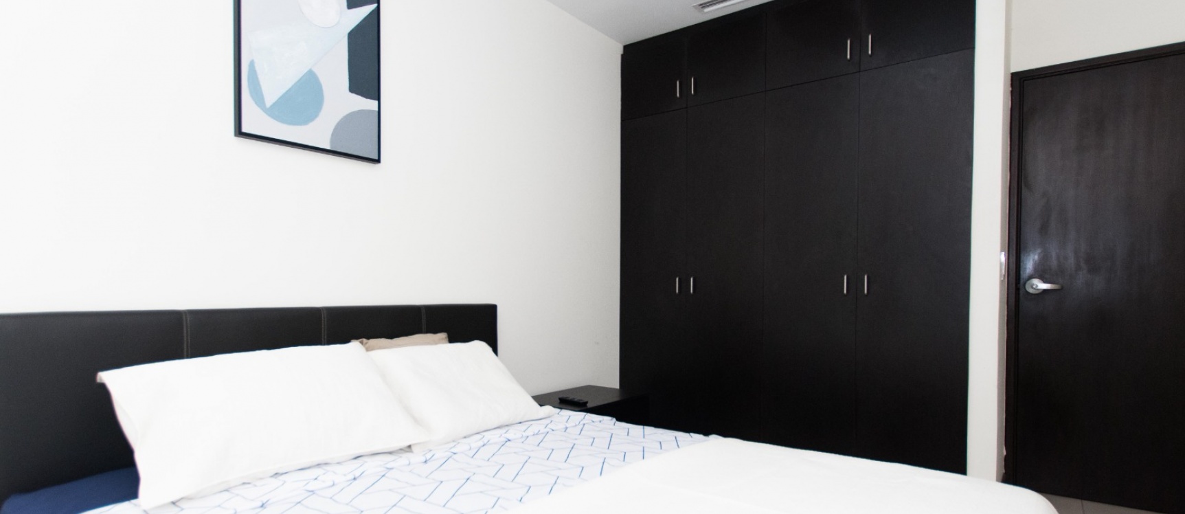 Departamento amoblado en alquiler en Torre del Sol, norte de Guayaquil GeoBienes - Departamento amoblado en alquiler en Torre del Sol, norte de Guayaquil - Plusvalia Guayaquil Casas de venta y alquiler Inmobiliaria Ecuador