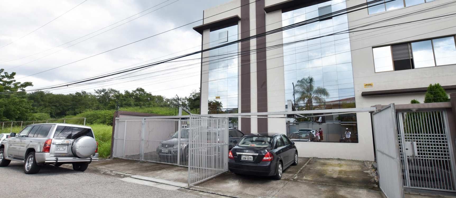 Departamento amoblado en alquiler en urbanización Puerto Azul GeoBienes - Departamento en alquiler en urbanización Puerto Azul - Plusvalia Guayaquil Casas de venta y alquiler Inmobiliaria Ecuador