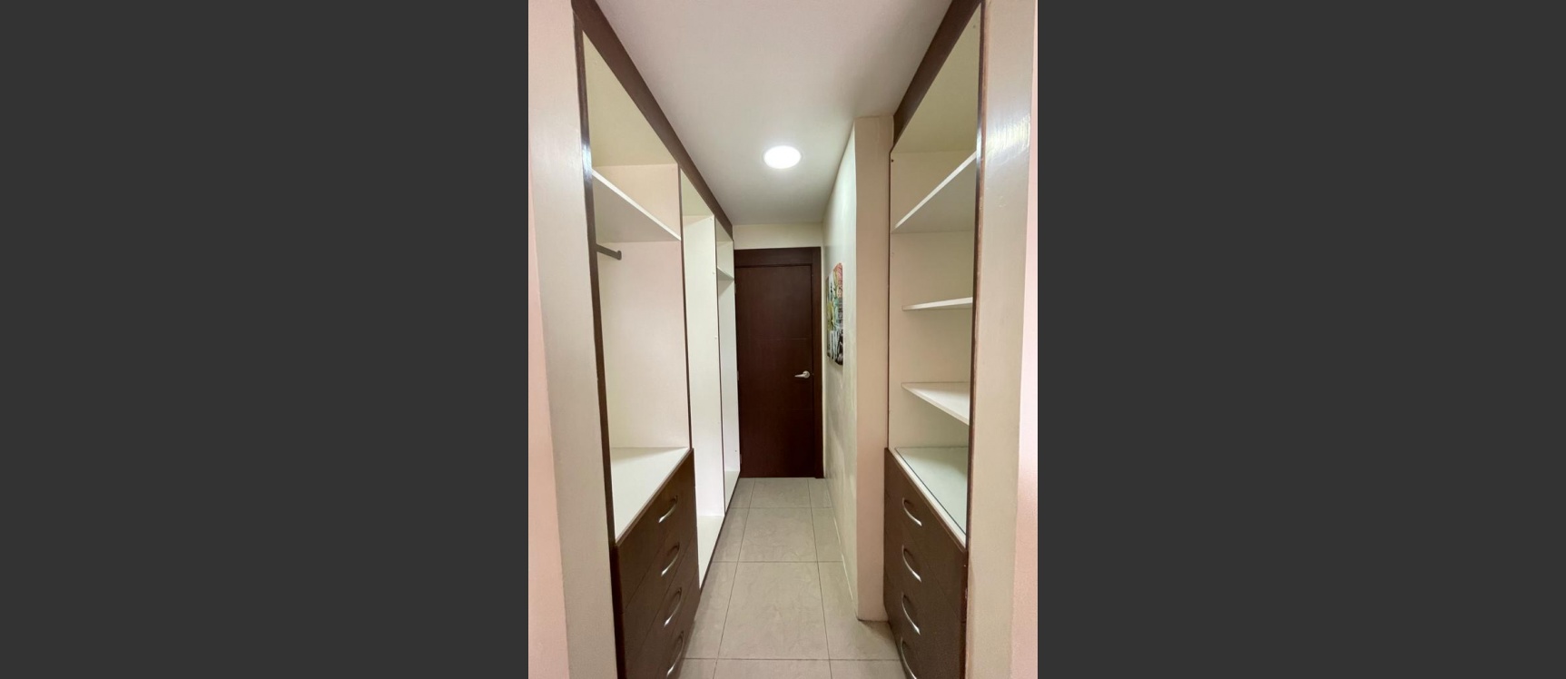 Departamento amoblado en alquiler ubicado en Ciudad Colón GeoBienes - Departamento amoblado en alquiler ubicado en Ciudad Colón - Plusvalia Guayaquil Casas de venta y alquiler Inmobiliaria Ecuador