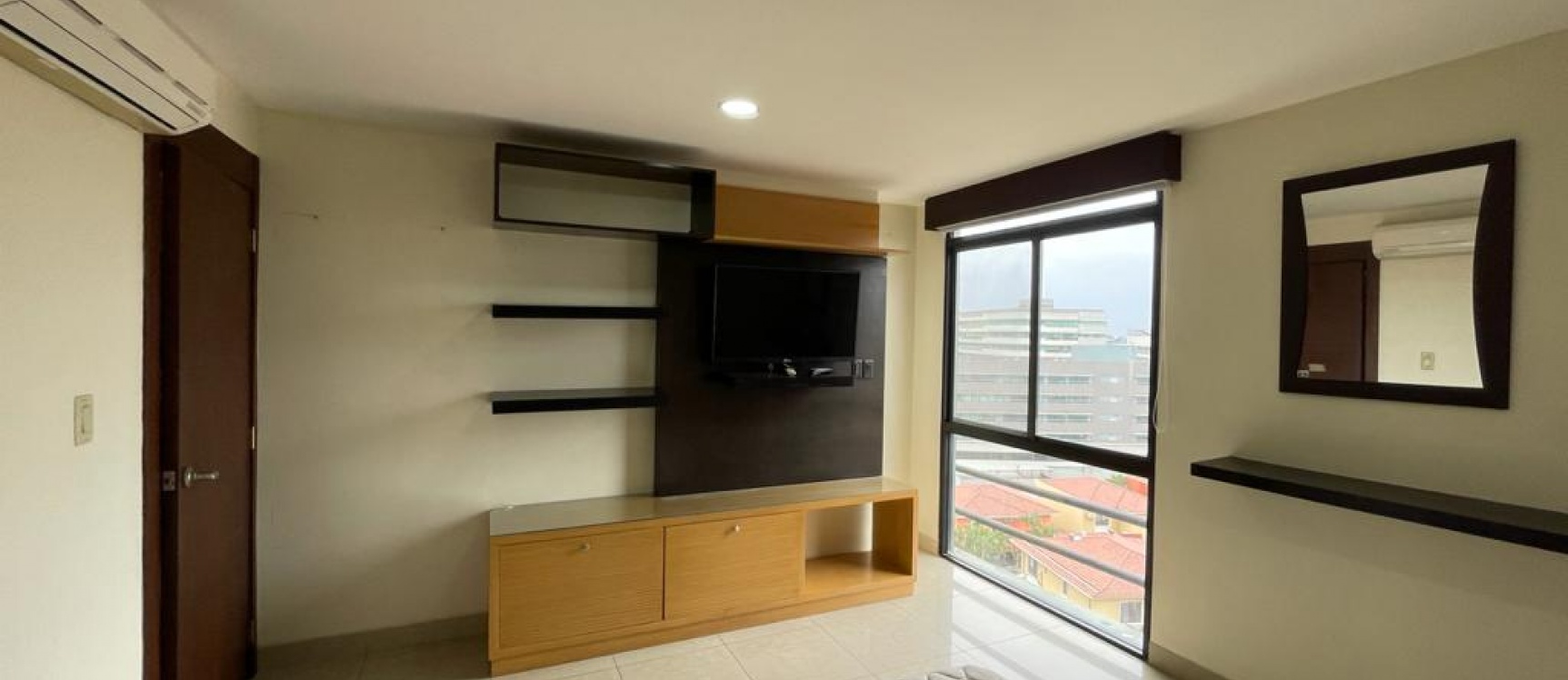 Departamento amoblado en alquiler ubicado en Ciudad Colón GeoBienes - Departamento amoblado en alquiler ubicado en Ciudad Colón - Plusvalia Guayaquil Casas de venta y alquiler Inmobiliaria Ecuador