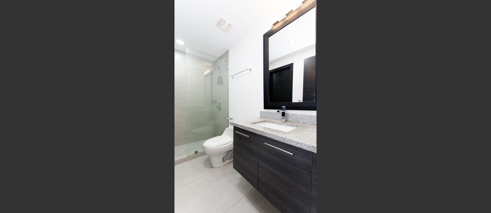 Departamento amoblado en alquiler ubicado en el Edificio Quo Luxury Apartments GeoBienes - Departamento amoblado en alquiler ubicado en el Edificio Quo Luxury Apartments - Plusvalia Guayaquil Casas de venta y alquiler Inmobiliaria Ecuador