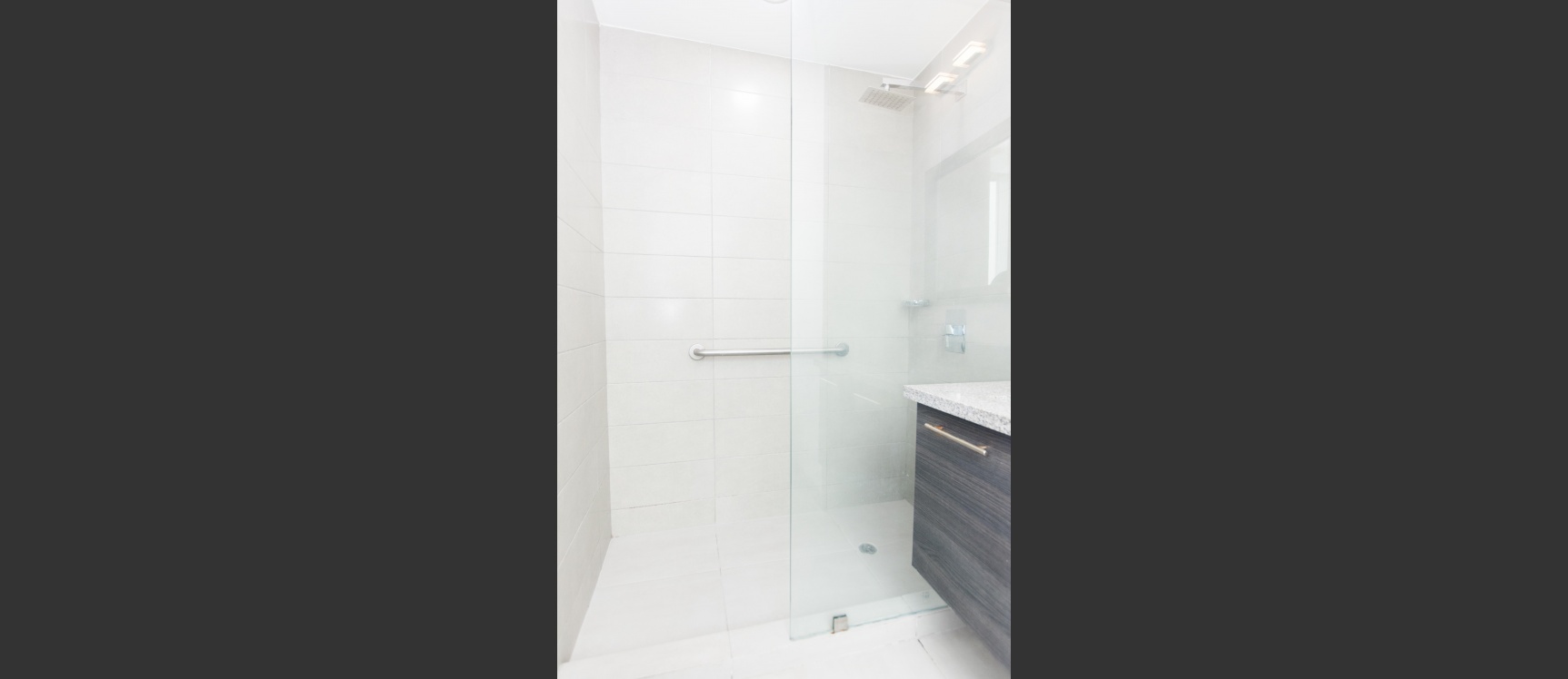 Departamento amoblado en alquiler ubicado en el Edificio Quo Luxury Apartments GeoBienes - Departamento amoblado en alquiler ubicado en el Edificio Quo Luxury Apartments - Plusvalia Guayaquil Casas de venta y alquiler Inmobiliaria Ecuador