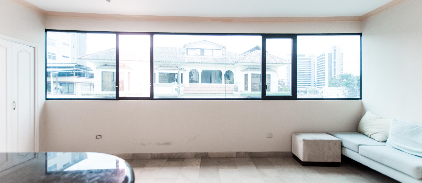 GeoBienes - Departamento amoblado en alquiler ubicado en Kennedy Norte - Plusvalia Guayaquil Casas de venta y alquiler Inmobiliaria Ecuador