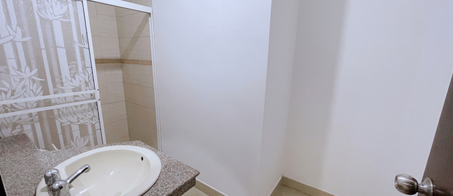 GeoBienes - Departamento amoblado en alquiler ubicado en Kennedy Norte - Plusvalia Guayaquil Casas de venta y alquiler Inmobiliaria Ecuador