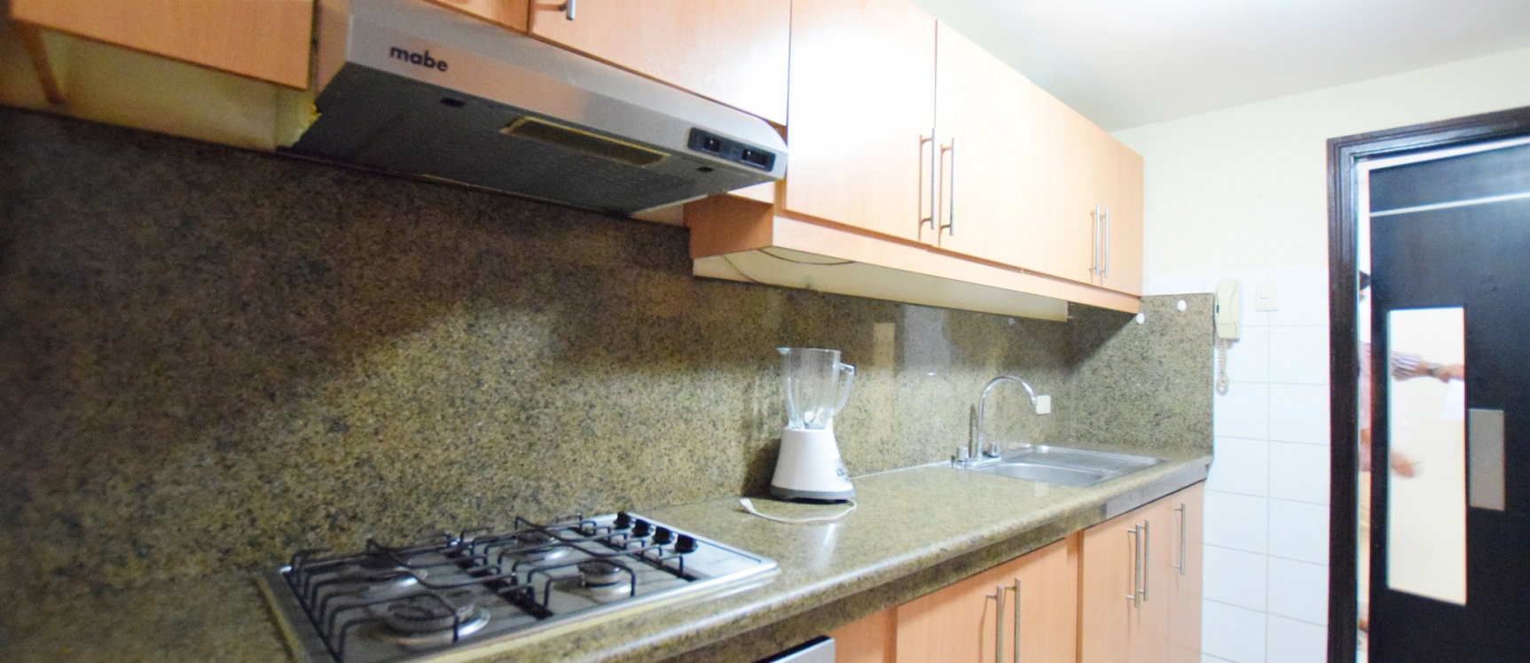 Departamento amoblado en alquiler ubicado en Urdesa Norte GeoBienes - Departamento amoblado en alquiler ubicado en Urdesa Norte - Plusvalia Guayaquil Casas de venta y alquiler Inmobiliaria Ecuador