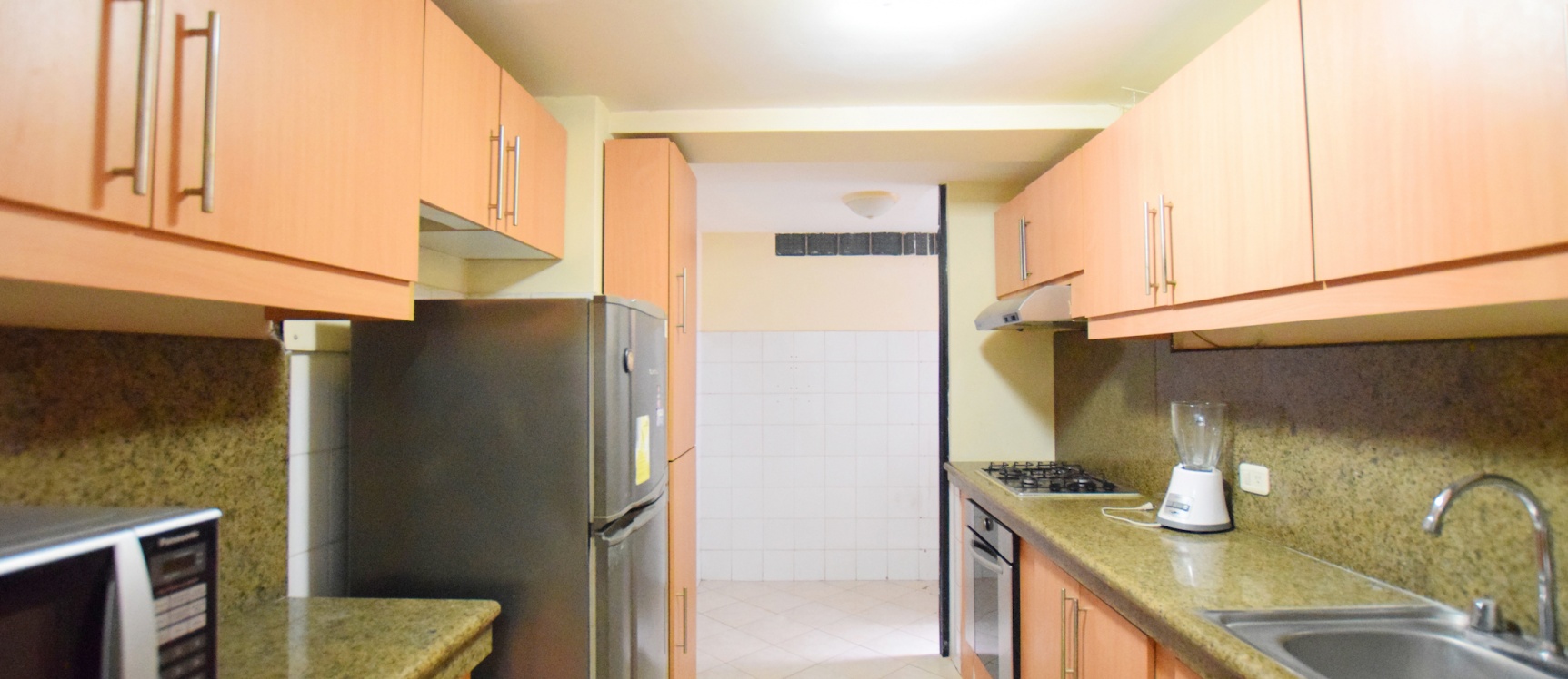 Departamento amoblado en alquiler ubicado en Urdesa Norte GeoBienes - Departamento amoblado en alquiler ubicado en Urdesa Norte - Plusvalia Guayaquil Casas de venta y alquiler Inmobiliaria Ecuador
