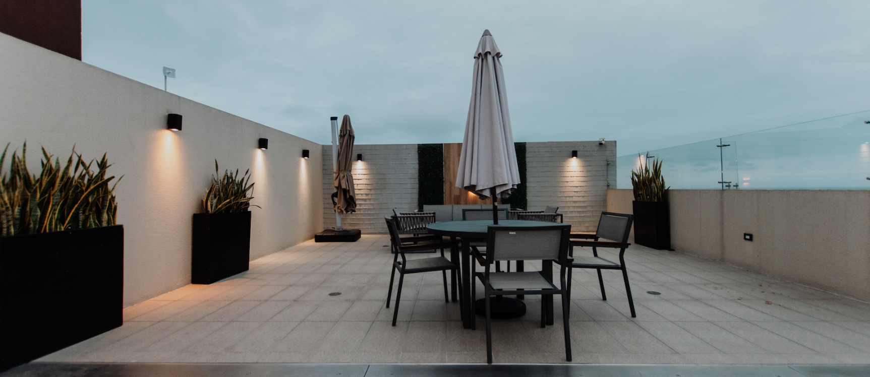 Departamento amoblado en venta Bosques de la Costa, vía a la costa, Guayaquil GeoBienes - Departamento en venta Bosques de la Costa, vía a la costa, Guayaquil - Plusvalia Guayaquil Casas de venta y alquiler Inmobiliaria Ecuador
