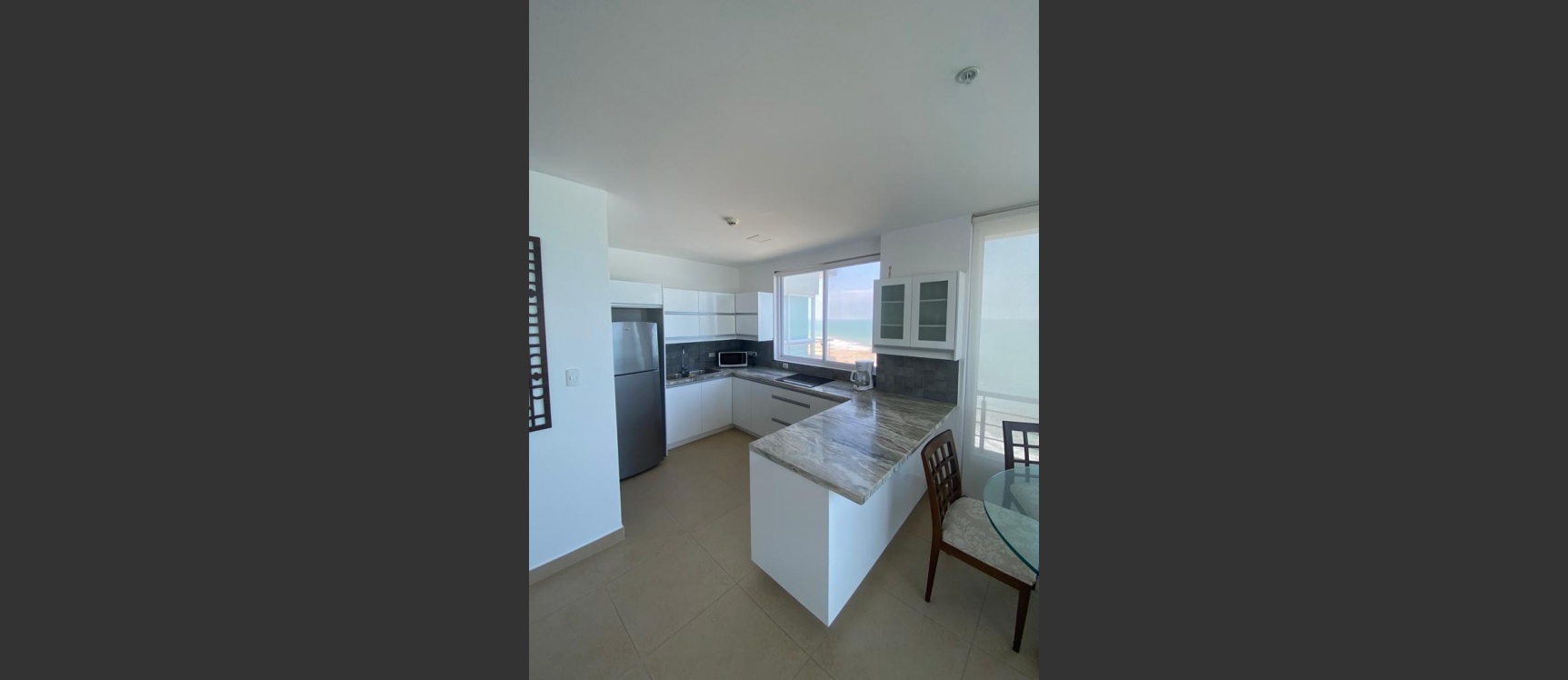 Departamento amoblado en venta ubicado en Condomio Punta Mar, General Villamil GeoBienes - Departamento amoblado con vista al mar en venta, Punta Mar, Playas - Plusvalia Guayaquil Casas de venta y alquiler Inmobiliaria Ecuador