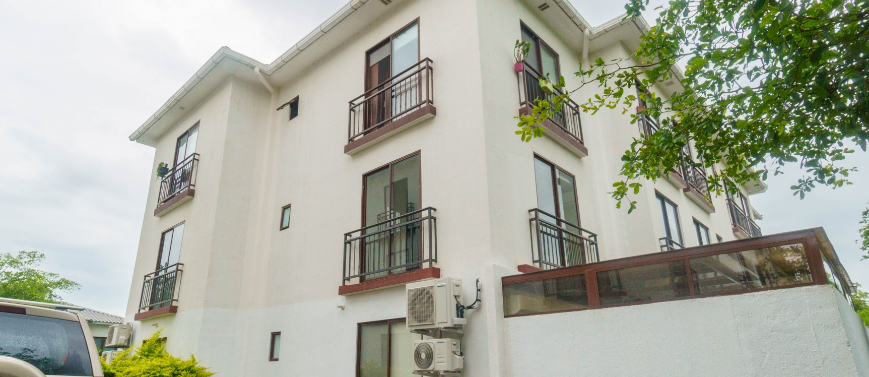 Departamento con ascensor en alquiler ubicado en Villas del Bosque, Vía a la Costa GeoBienes - Departamento con ascensor en alquiler ubicado en Villas del Bosque, Vía a la Costa - Plusvalia Guayaquil Casas de venta y alquiler Inmobiliaria Ecuador