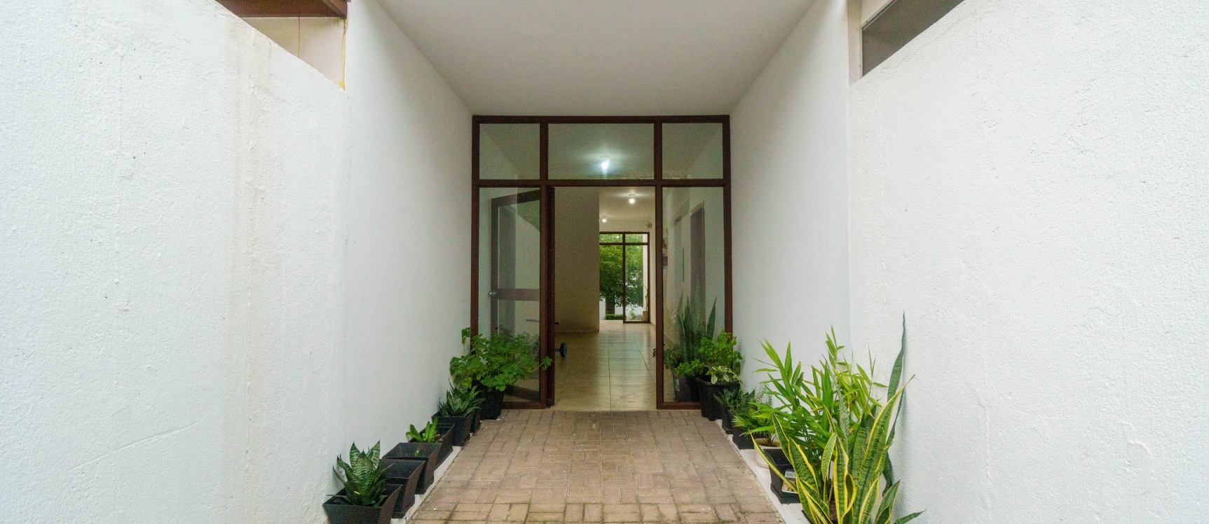 Departamento con ascensor en alquiler ubicado en Villas del Bosque, Vía a la Costa GeoBienes - Departamento con ascensor en alquiler ubicado en Villas del Bosque, Vía a la Costa - Plusvalia Guayaquil Casas de venta y alquiler Inmobiliaria Ecuador