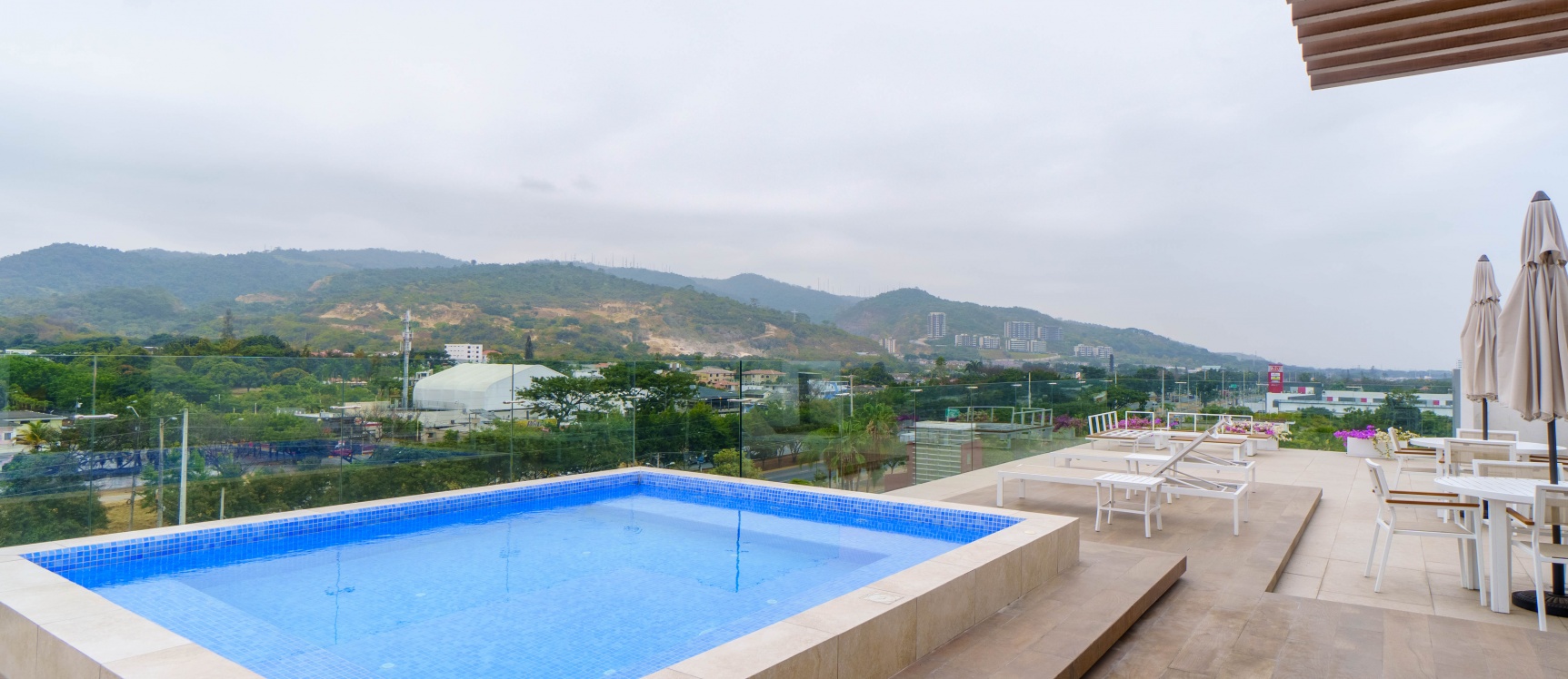 Departamento DE ESTRENO amoblado en alquiler Torres de la Costa, Vía a la Costa GeoBienes - Departamento DE ESTRENO amoblado en alquiler Torres de la Costa, Vía a la Costa - Plusvalia Guayaquil Casas de venta y alquiler Inmobiliaria Ecuador