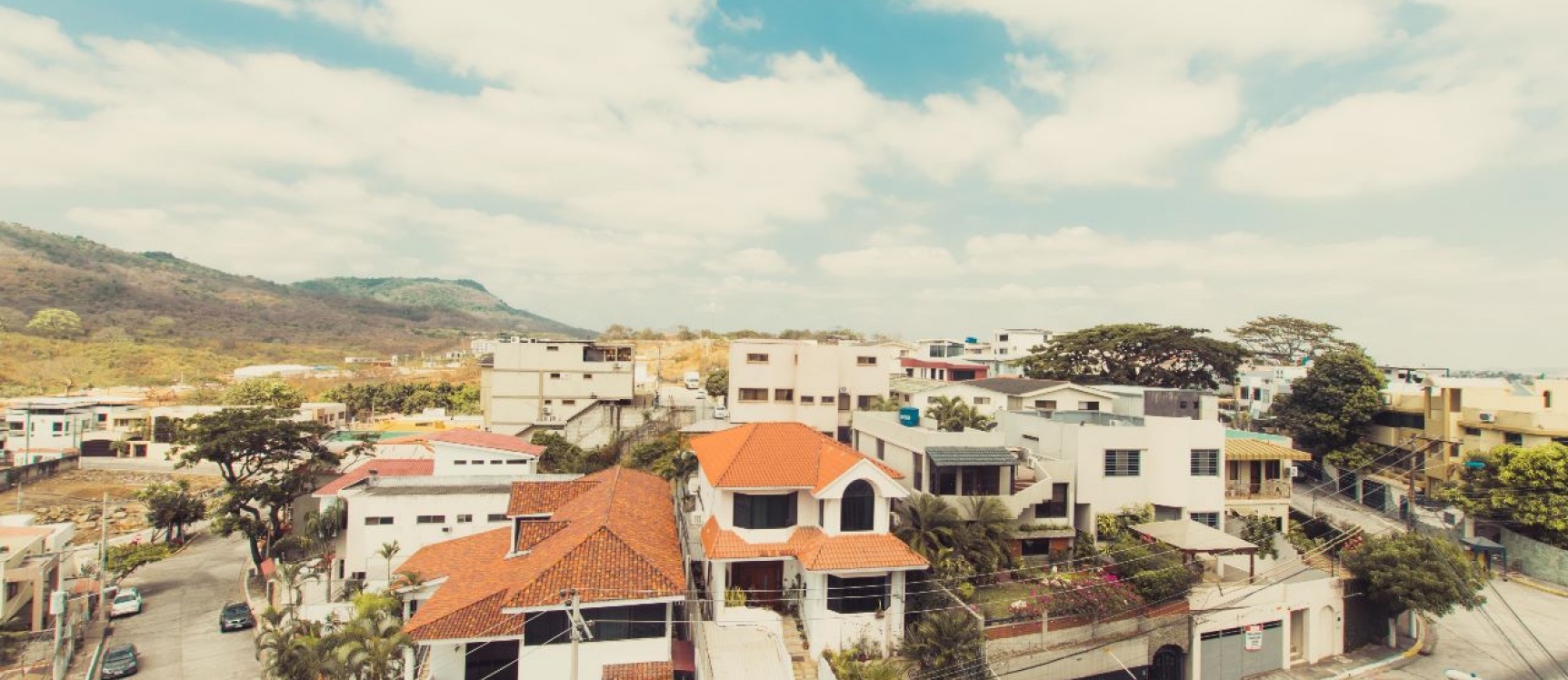 GeoBienes - Departamento de estreno en venta ubicado en Condominio Vista 816, Los Ceibos - Plusvalia Guayaquil Casas de venta y alquiler Inmobiliaria Ecuador