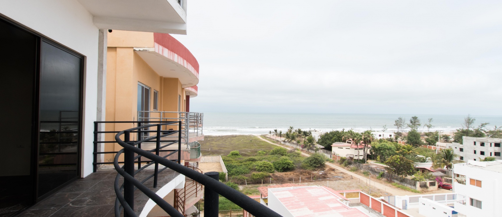 GeoBienes - Departamento de estreno en venta ubicado en Edificio Playa Coral 2, Playas - Plusvalia Guayaquil Casas de venta y alquiler Inmobiliaria Ecuador