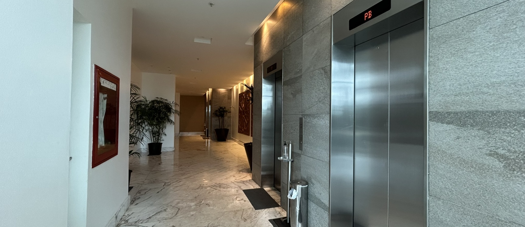 GeoBienes - Departamento de oportunidad en venta en Edificio de lujo Baypoint, San Lorenzo, Salinas - Plusvalia Guayaquil Casas de venta y alquiler Inmobiliaria Ecuador