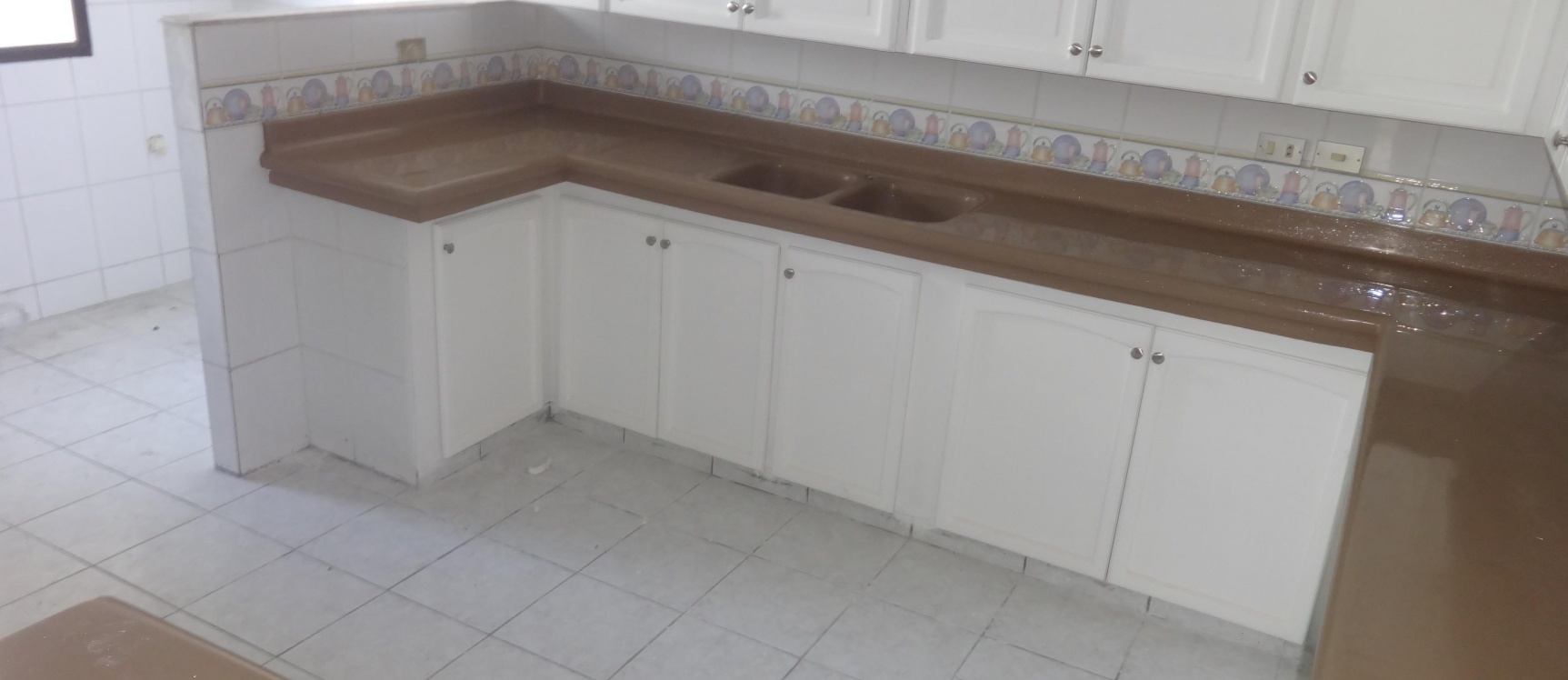 Departamento de venta en Urdesa Norte, Guayaquil GeoBienes - Departamento de venta en Urdesa Norte, Guayaquil - Plusvalia Guayaquil Casas de venta y alquiler Inmobiliaria Ecuador