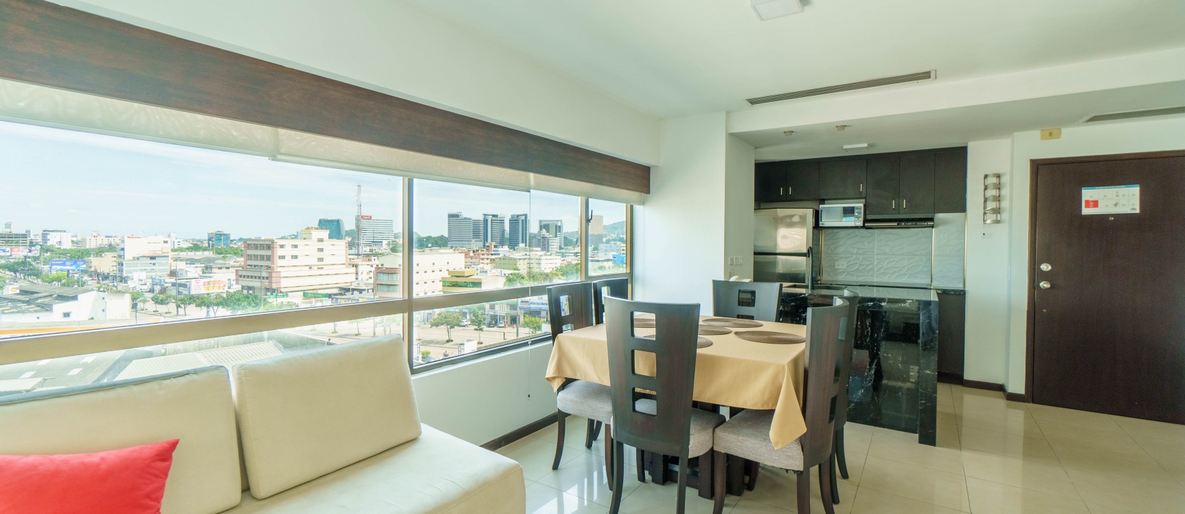 Departamento en alquiler amoblado ubicado en Torre del Sol II, Norte de Guayaquil GeoBienes - Departamento en alquiler amoblado ubicado en Torre del Sol II, Norte de Guayaquil - Plusvalia Guayaquil Casas de venta y alquiler Inmobiliaria Ecuador
