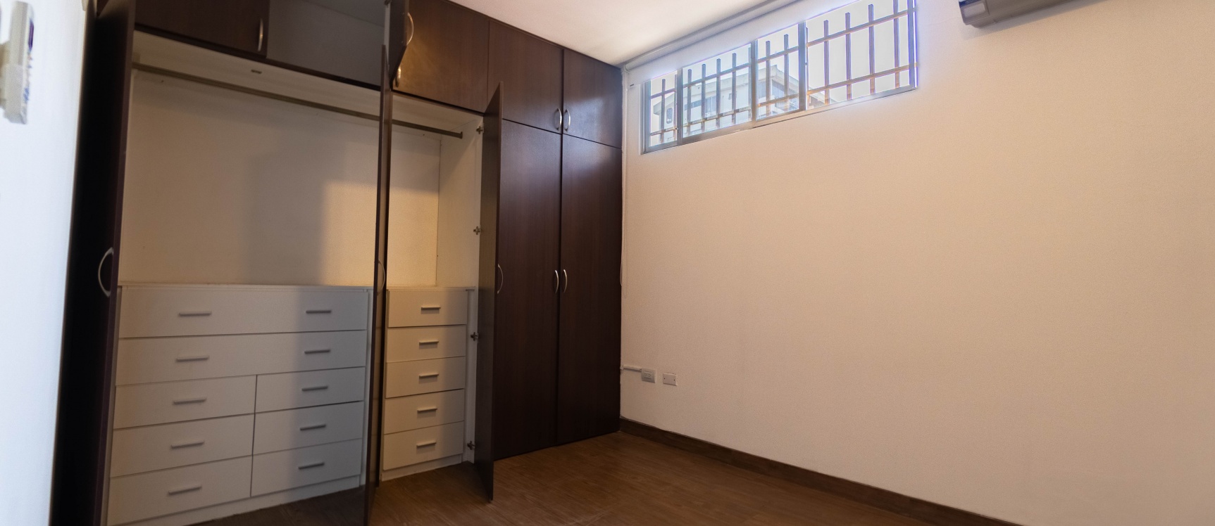 GeoBienes - Departamento en alquiler de 2 habitaciones en Lomas de Urdesa, Guayaquil - Plusvalia Guayaquil Casas de venta y alquiler Inmobiliaria Ecuador