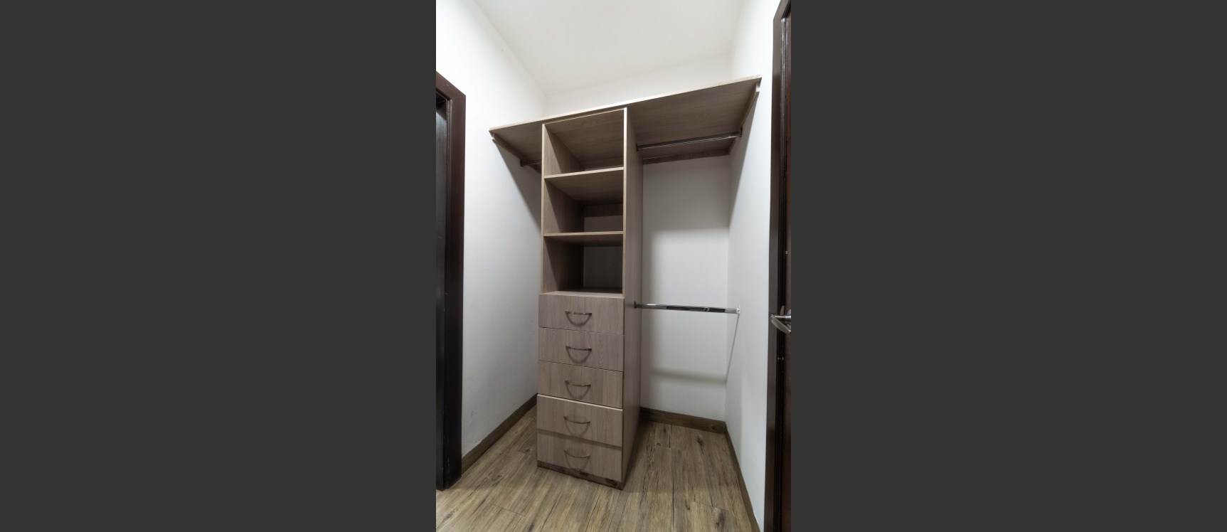 GeoBienes - Departamento en alquiler de 2 habitaciones en Lomas de Urdesa, Guayaquil - Plusvalia Guayaquil Casas de venta y alquiler Inmobiliaria Ecuador