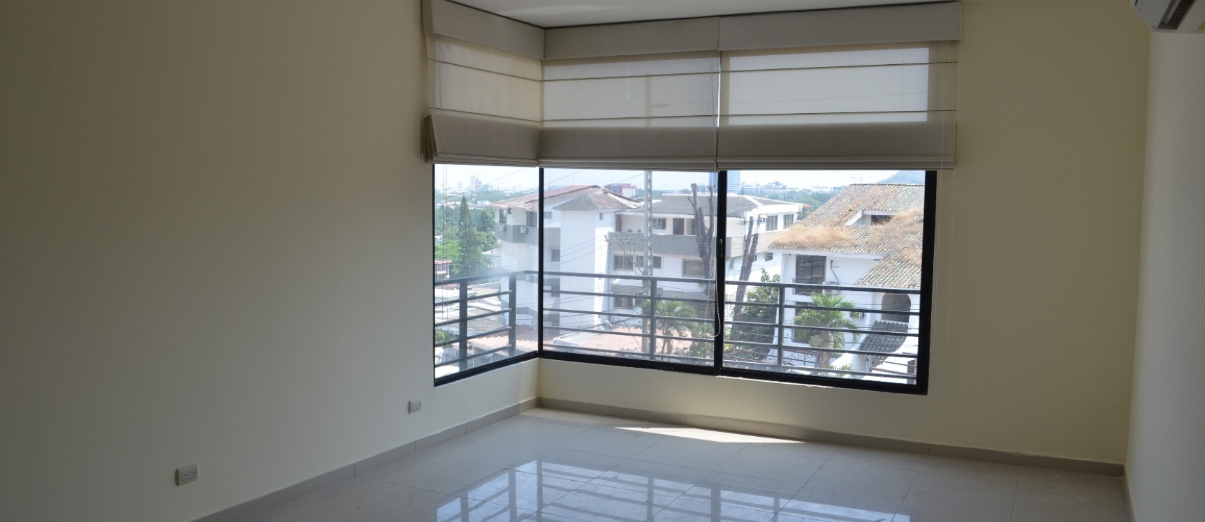 Departamento en alquiler Edificio Alto Mirador Urdesa GeoBienes - Departamento en alquiler Edificio Alto Mirador Urdesa - Plusvalia Guayaquil Casas de venta y alquiler Inmobiliaria Ecuador
