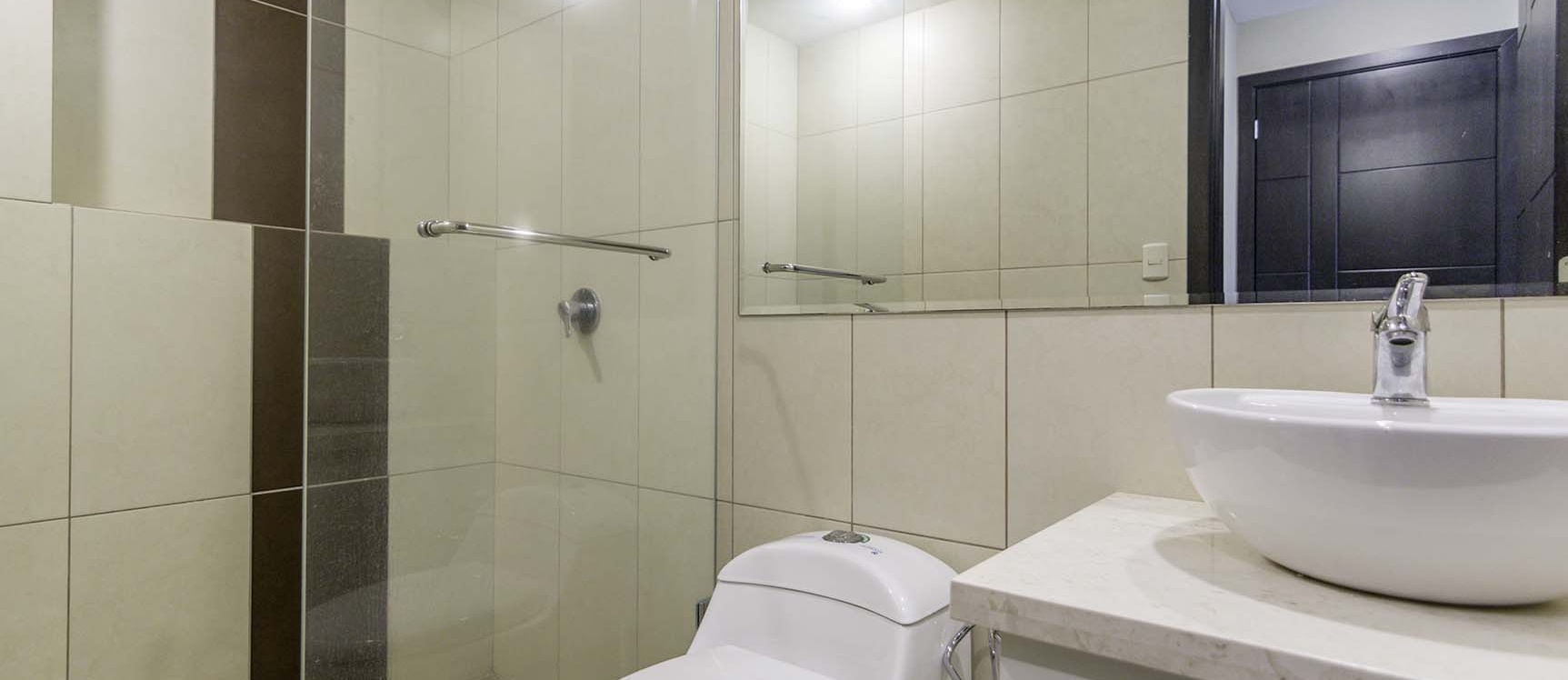 Departamento en alquiler Edificio Bellini IV, Puerto Santa Ana, Guayaquil GeoBienes - Departamento en alquiler Edificio Bellini IV, Puerto Santa Ana, Guayaquil - Plusvalia Guayaquil Casas de venta y alquiler Inmobiliaria Ecuador