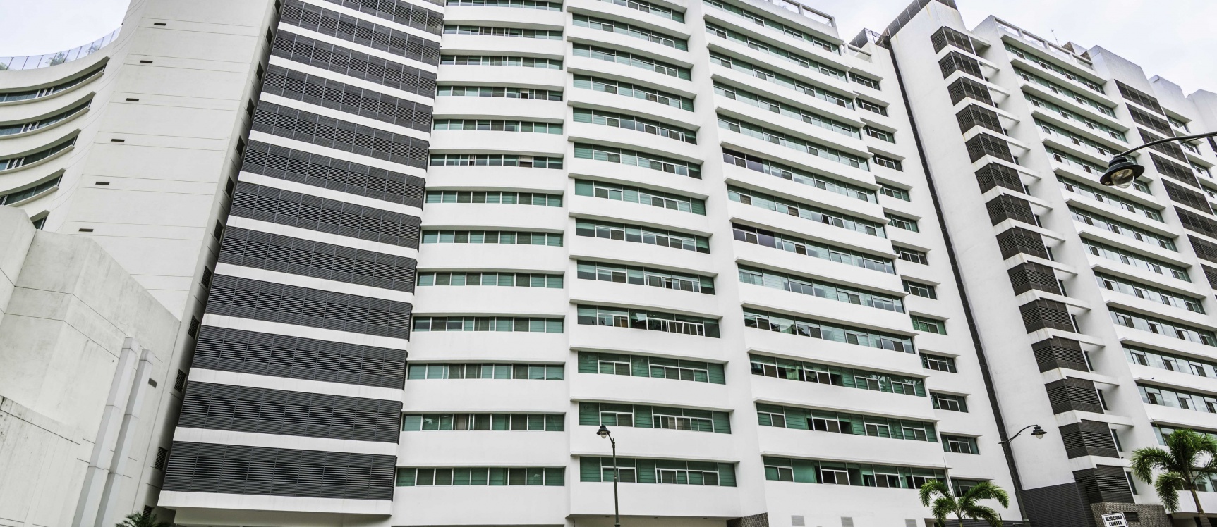 Departamento en Alquiler Edificio Riverfront II, Puerto Santa Ana, Guayaquil GeoBienes - Departamento en Alquiler Edificio Riverfront II, Puerto Santa Ana, Guayaquil - Plusvalia Guayaquil Casas de venta y alquiler Inmobiliaria Ecuador