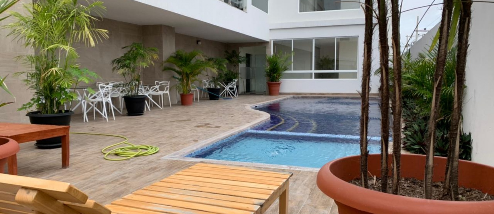 Departamento en alquiler en Camboriú Suites, Salinas GeoBienes - Departamento en alquiler en Camboriú Suites, Salinas - Plusvalia Guayaquil Casas de venta y alquiler Inmobiliaria Ecuador